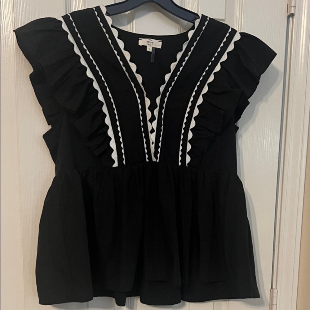 Pacific Trail Black Ruffle V-Neck Top with White Trim